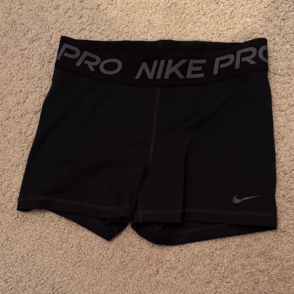 Nike Pro Women's Athletic Black Shorts